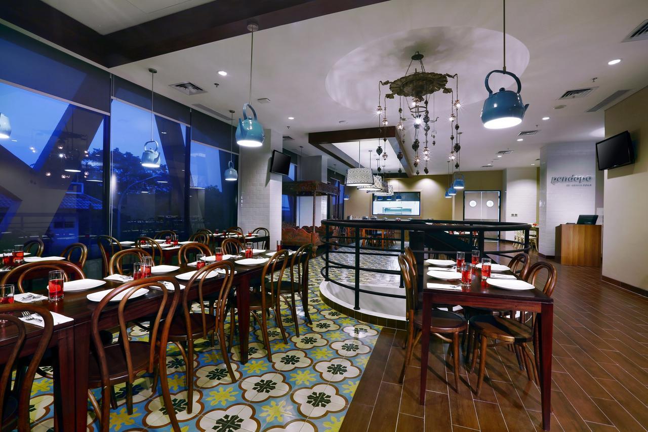 雅加达克巴约蓝尼奥酒店 外观 照片